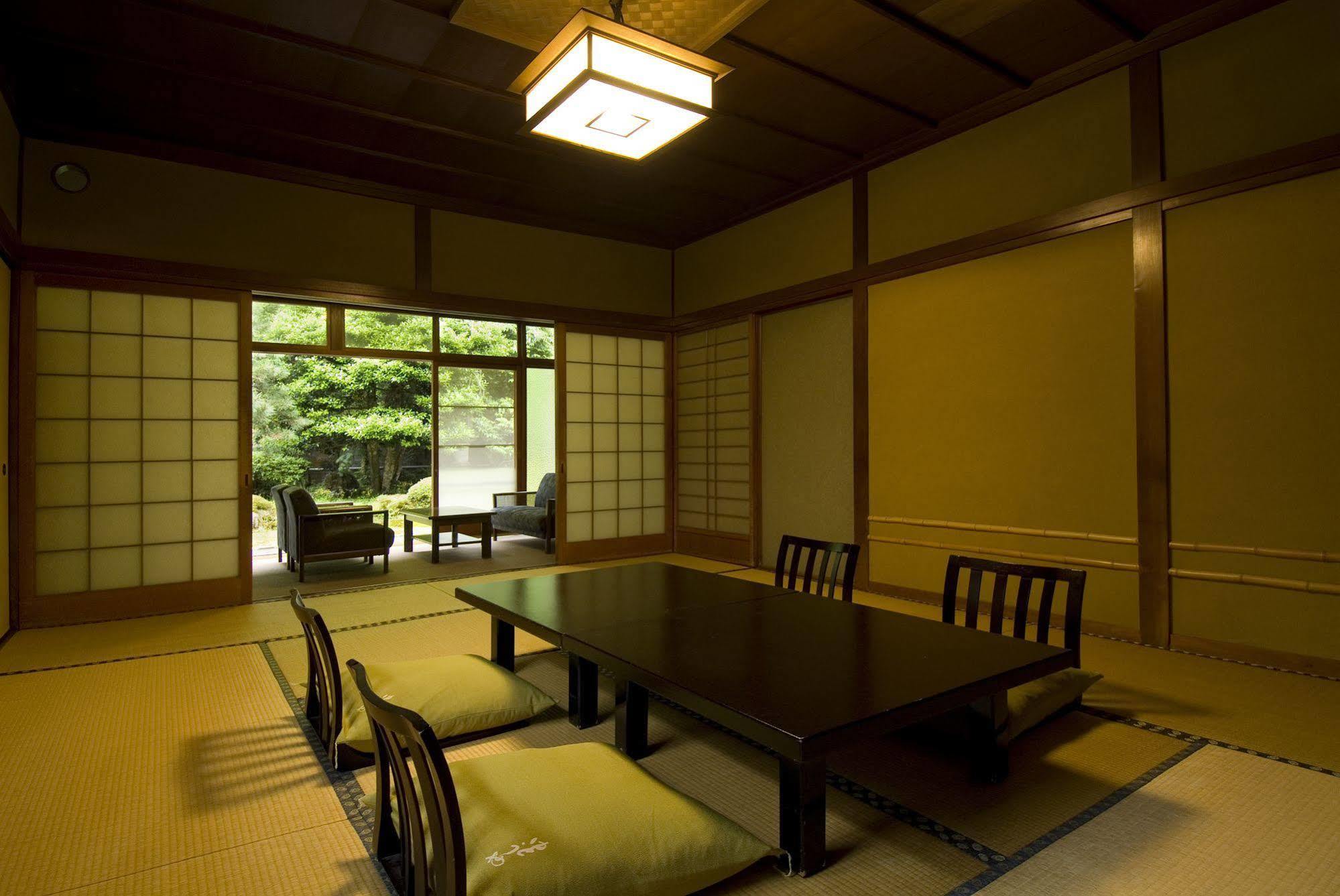 Yutouya Ryokan Toyooka  Bagian luar foto
