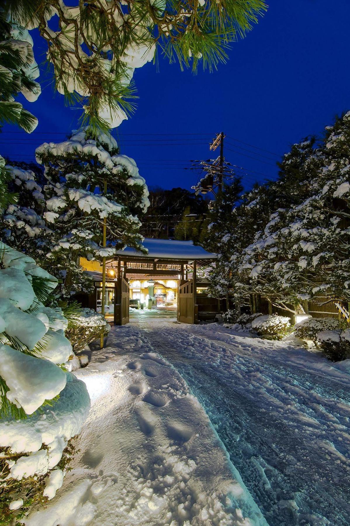 Yutouya Ryokan Toyooka  Bagian luar foto